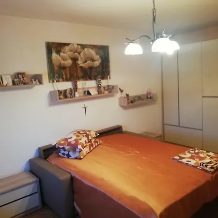 Sunwaves Reyna Beach Homestay Constanta